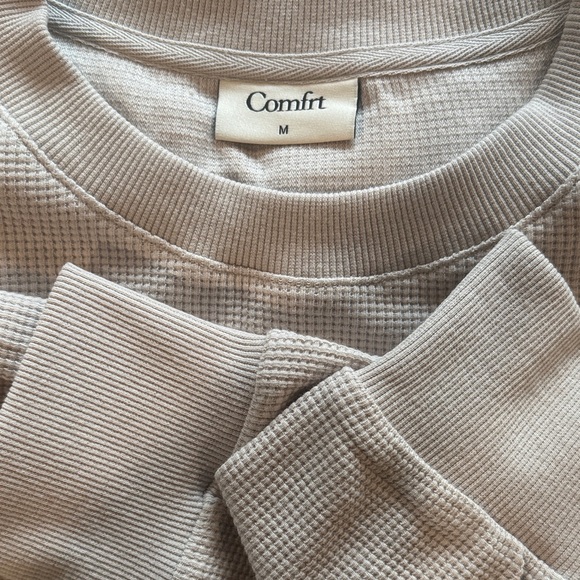 Comfrt unisex waffle top size medium oversized - Picture 2 of 4
